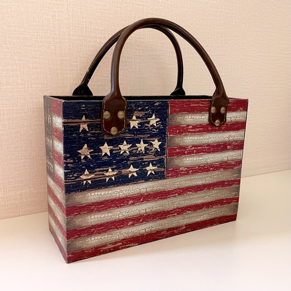 Decorative Wooden American Flag Box with Handles, Weathered Design, 11 x… - Picture 2 of 7